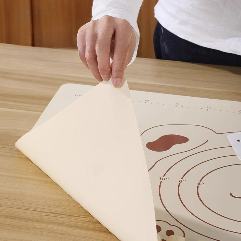 Kitchen Grade Baking Sheet - Food Grade Silicone Cute Bear Dough